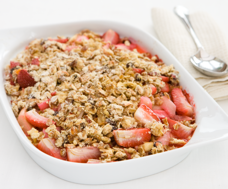 Strawberry and Rhubarb Muesli Crumble is a delicious dessert full of chopped strawberries and rhubarb topped with a crumble topping made with muesli and baked crisp.